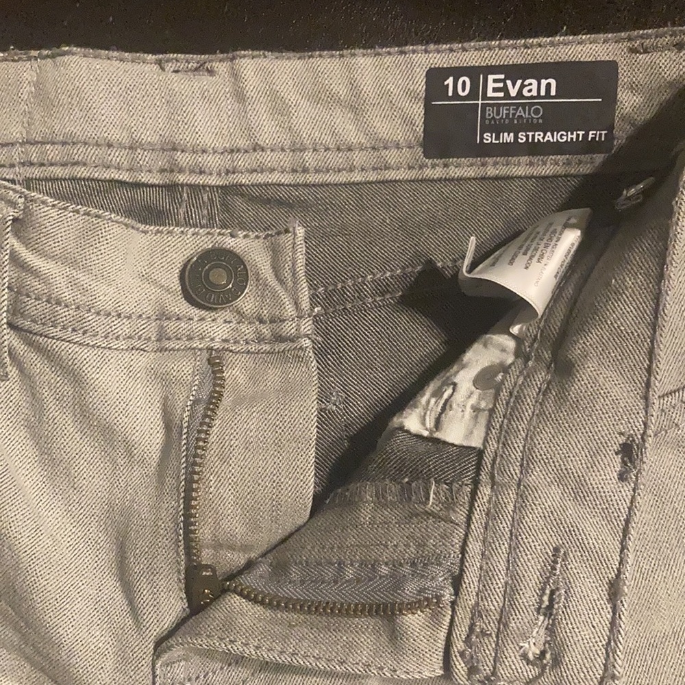 Brand new Buffalo David Bitton jeans. Grey stone washed. Boys size 10 - Picture 3 of 4